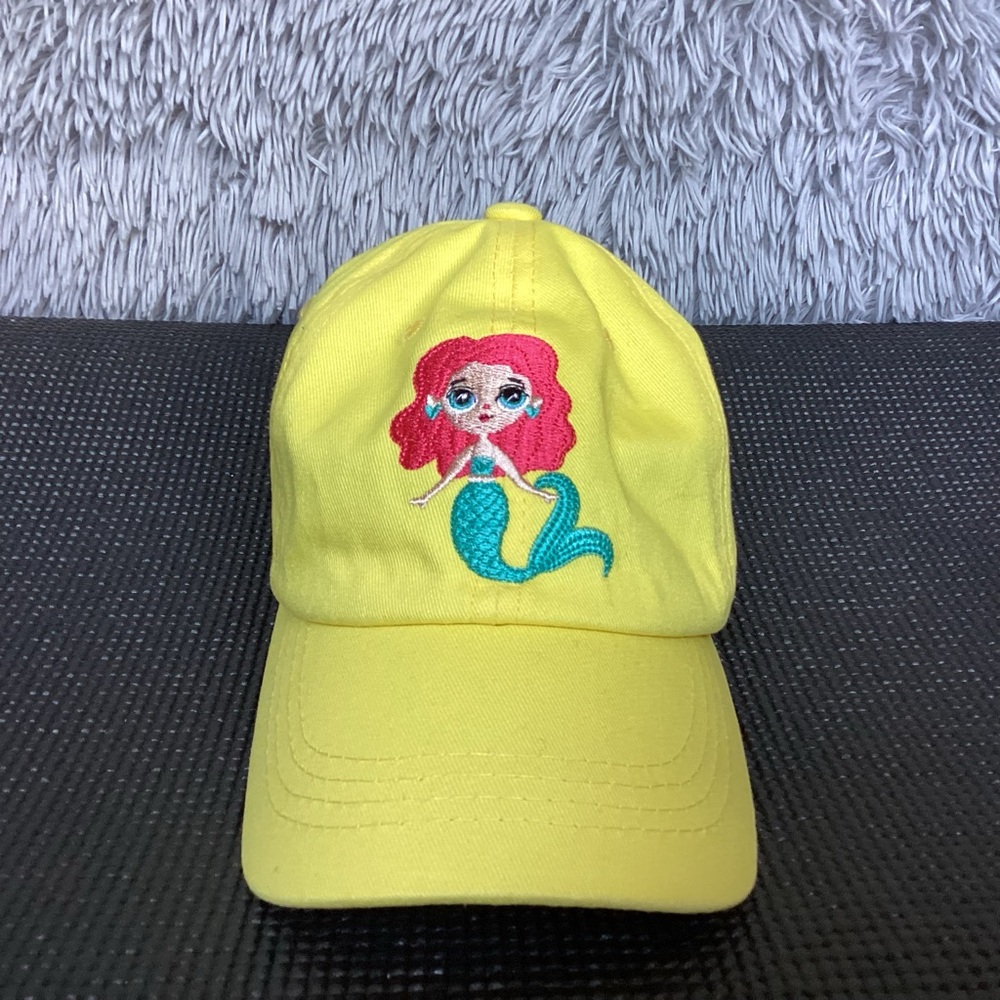 NWOT- girl mermaid hat/ toddler hat/ yellow‼️